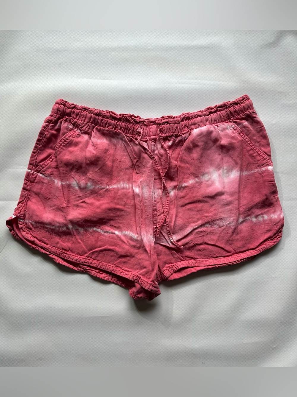 American Eagle Women’s Pink Tie-Dye Casual Shorts Size XXL